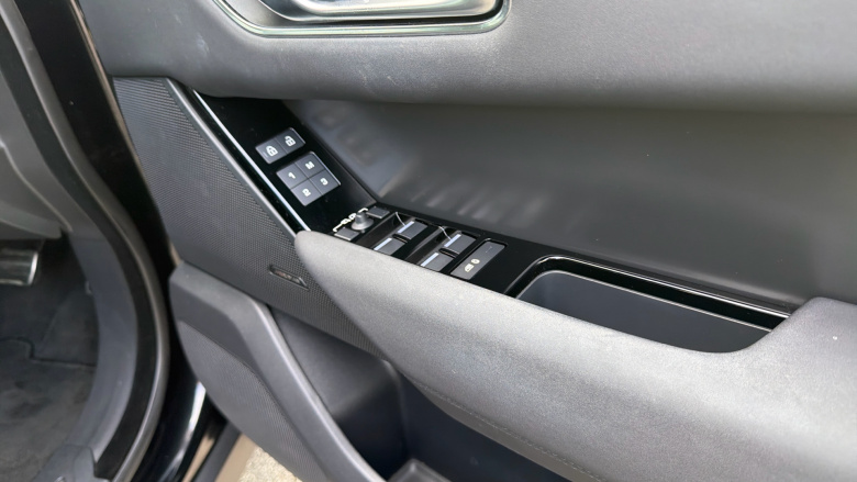 Land Rover Range Rover Velar 2.0 D200 MHEV Dynamic SE 5dr Auto Diesel Estate